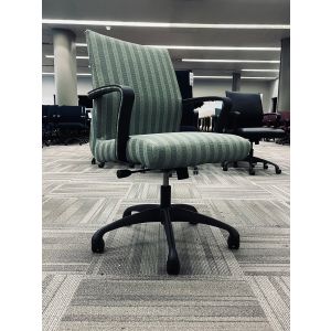 Steelcase Chord Mid Back Conference Chair (Green/Chrome)