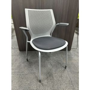 Knoll ReGeneration Side Chair (Grey/Silver)