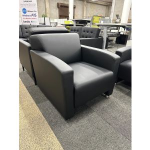 NEW Beniia ZEN Club Chair (Black)