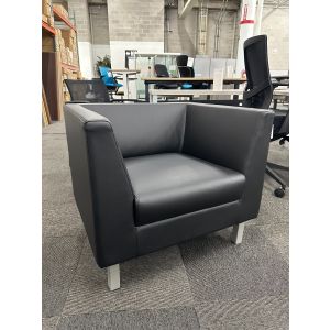 NEW Beniia ZAG Club Chair (Black/Silver)