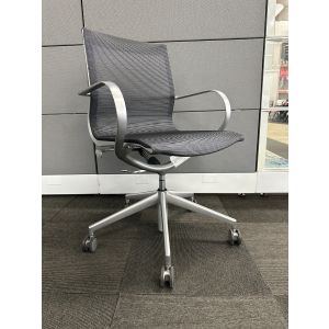 Cherryman Curva Mid Back Conference Chair